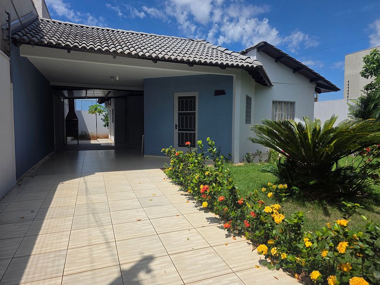 Casa completa 13 mim Paraguai | Ar e churrasqueira