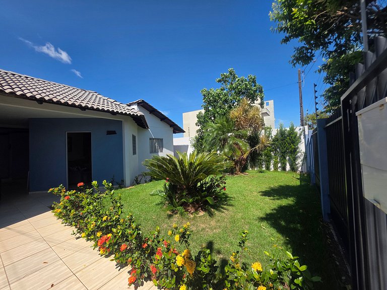 Casa completa 13 mim Paraguai | Ar e churrasqueira