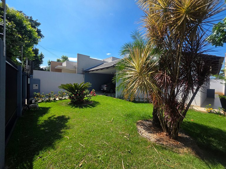 Casa completa 13 mim Paraguai | Ar e churrasqueira