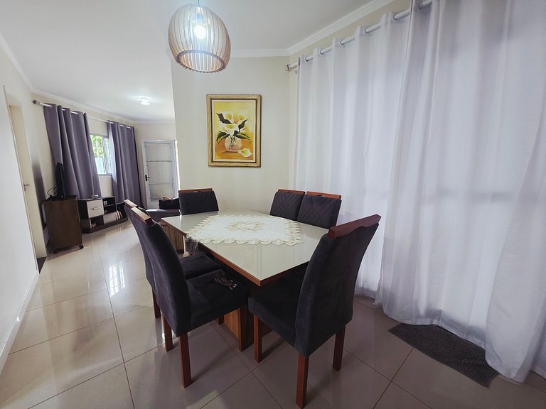 Casa completa 13 mim Paraguai | Ar e churrasqueira