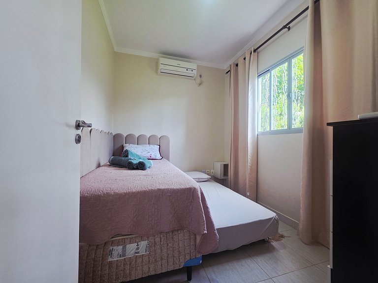 Casa completa 13 mim Paraguai | Ar e churrasqueira