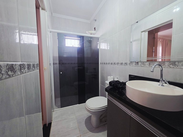 Casa completa 13 mim Paraguai | Ar e churrasqueira