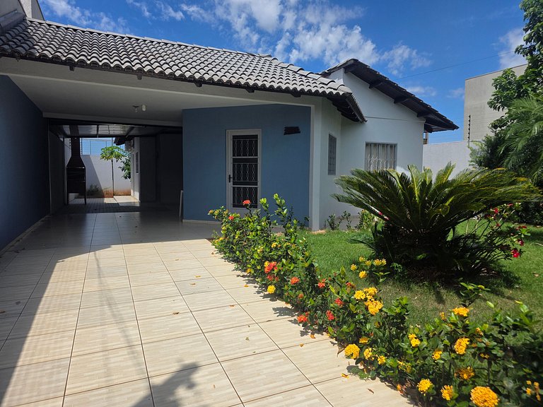 Casa completa 13 mim Paraguai | Ar e churrasqueira