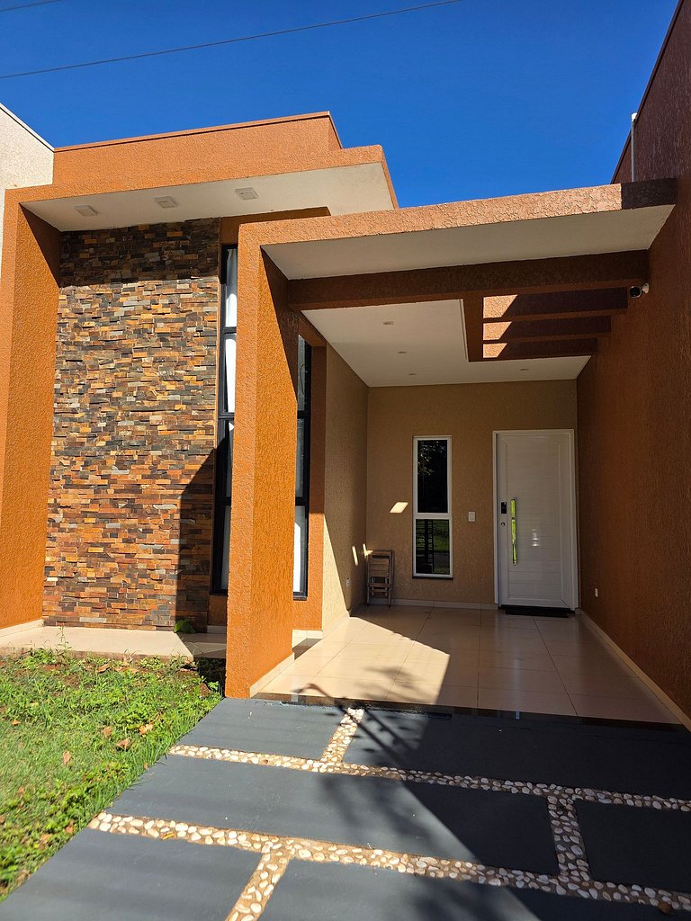 Casa moderna em Foz | perto do Centro e Cataratas